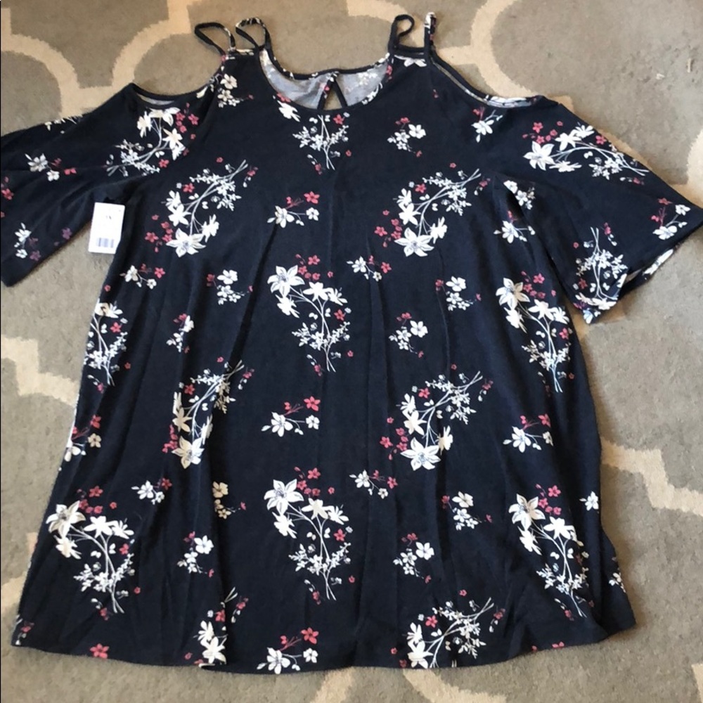 Cold Shoulder Dress NWT Size 1X